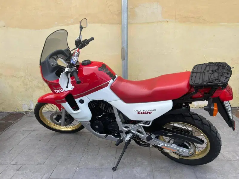 Honda Transalp XL 600V (1987 - 90) (8)
