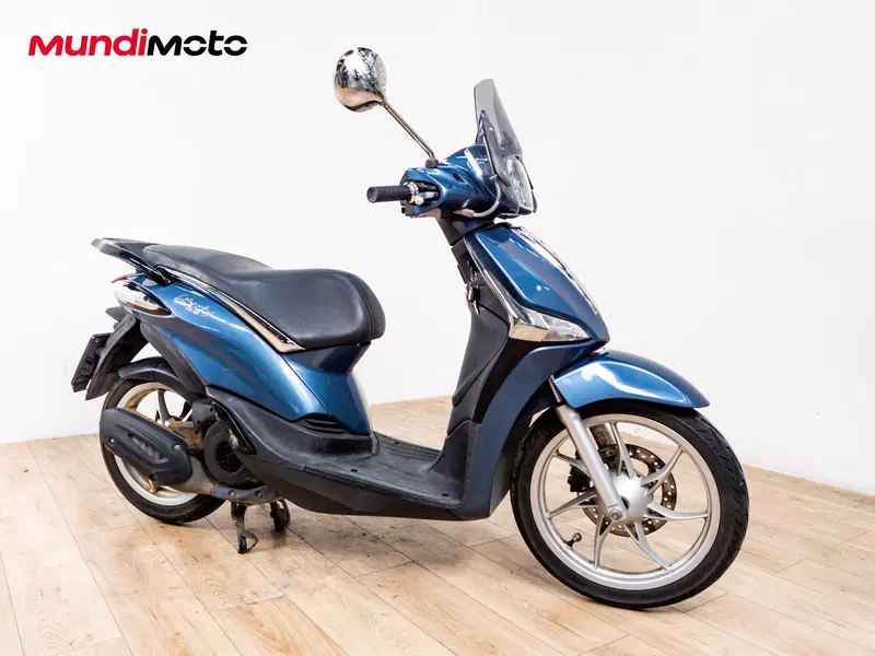 Piaggio Liberty 125 S i-get ABS (2016) (2)