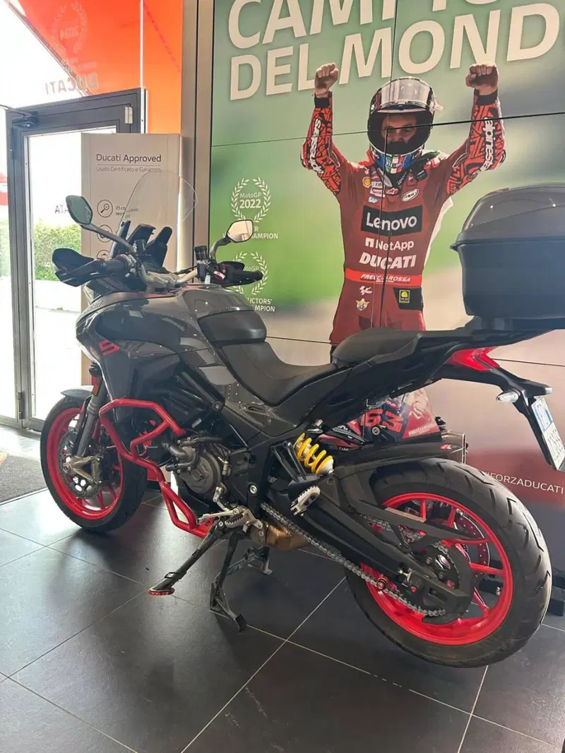 Ducati Multistrada V2 S (2022 - 24) (8)