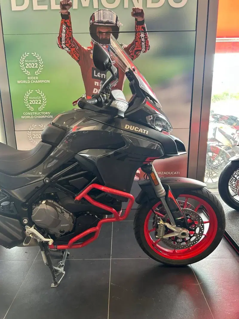 Ducati Multistrada V2 S (2022 - 24) (4)