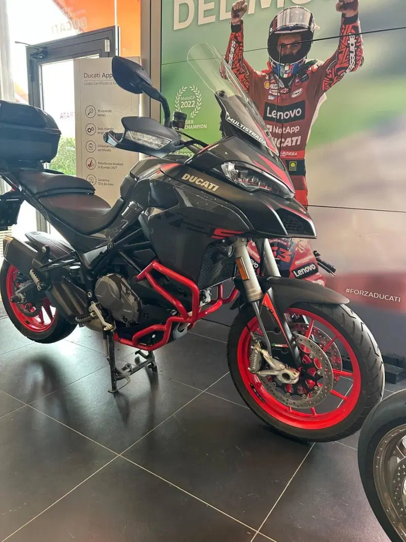 Ducati Multistrada V2 S (2022 - 24) (5)