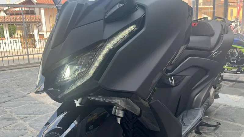 Kymco AK 575 Premium (2025 - 26) (11)