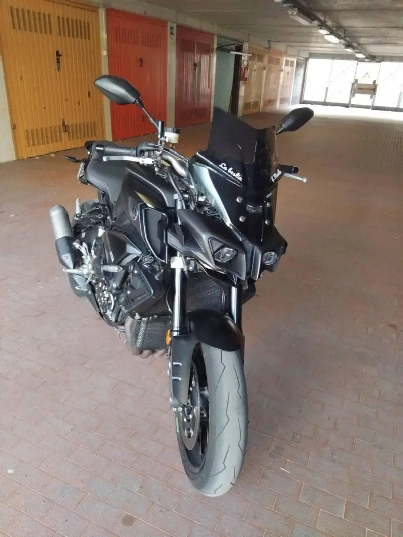 Yamaha MT-10 (2017 - 20) (4)