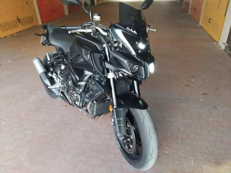 Yamaha MT-10 (2017 - 20) (9)