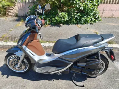 Piaggio Beverly 300 i.e. ABS-ASR (2016 - 20) usata