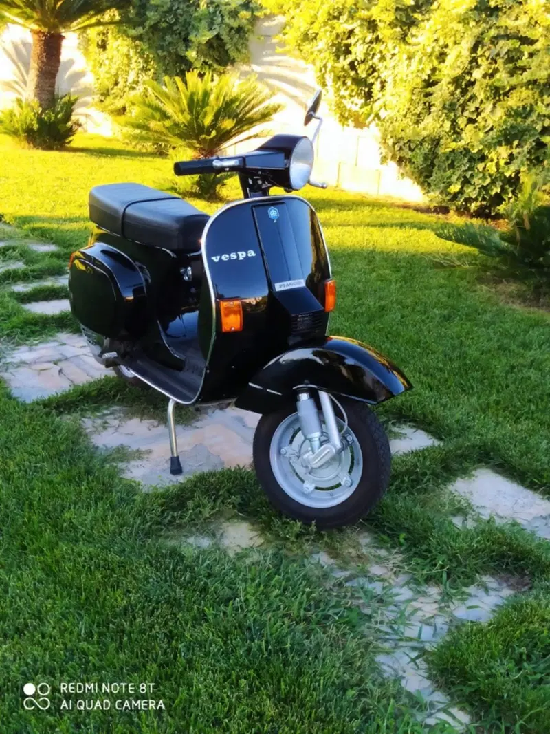 Piaggio Vespa 50 PKS (2)