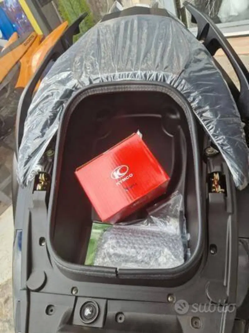 Kymco Xciting VS 400i (2023 - 26) (11)
