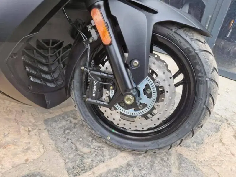 Kymco Xciting VS 400i (2023 - 26) (12)