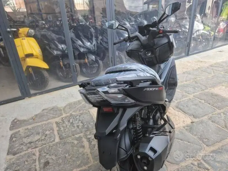 Kymco Xciting VS 400i (2023 - 26) (10)