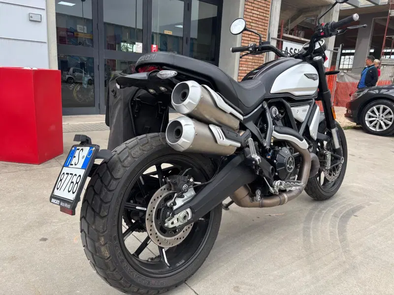 Ducati Scrambler 1100 Dark Pro (2020 - 24) (4)