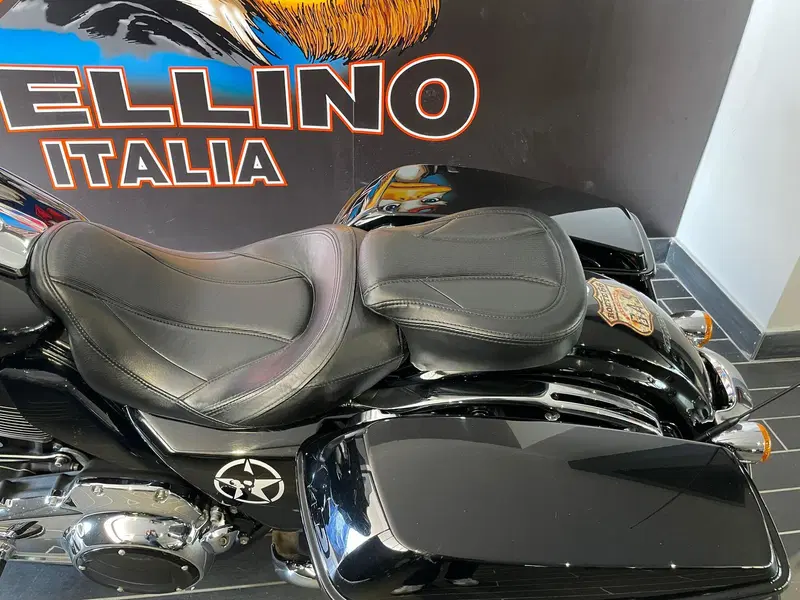 Harley-Davidson 107 Street Glide Special (2017 - 19) - FLHXS (13)