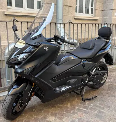 Yamaha T-Max 560 Tech Max (2022 - 24) usata