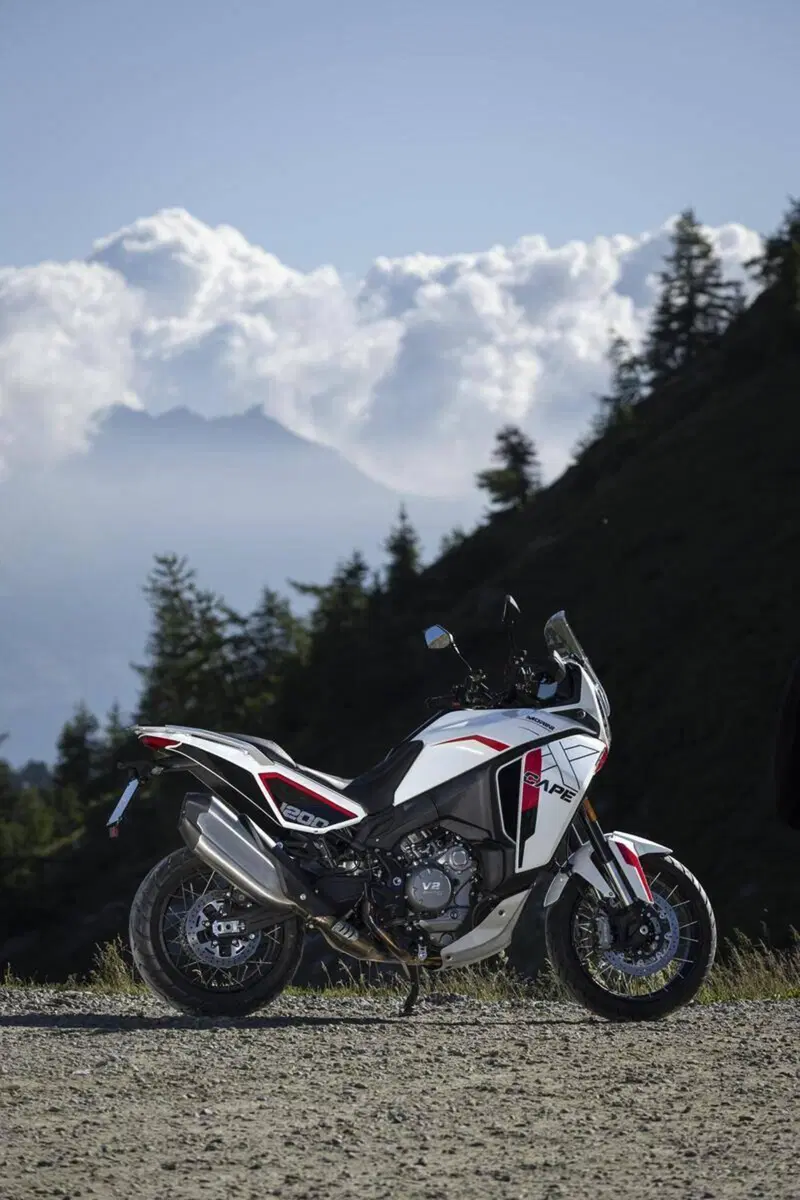 Moto Morini X-Cape 1200 (2026) (2)