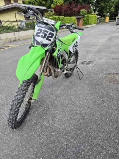 Kawasaki KX 450 (2024) usata