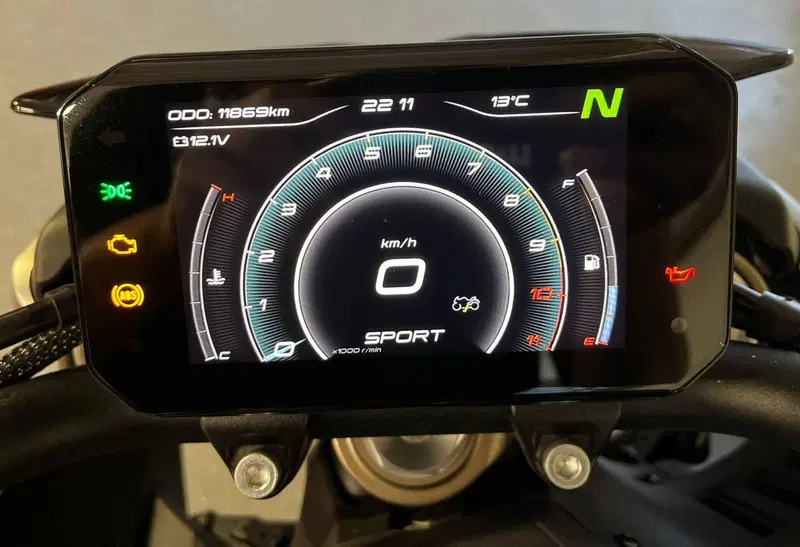 CFMOTO 800NK Sport (2023 - 26) (3)