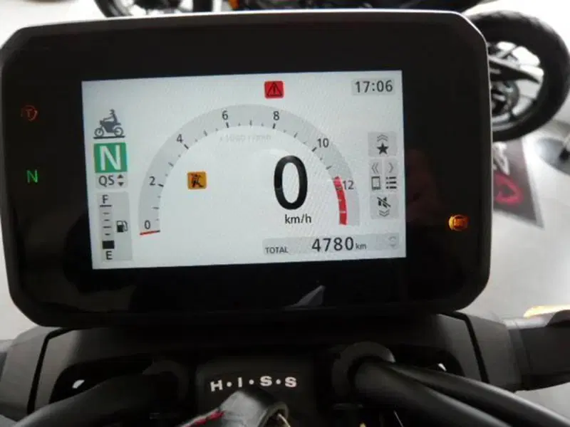 Honda CB 1000 Hornet SP (2025 - 26) (6)