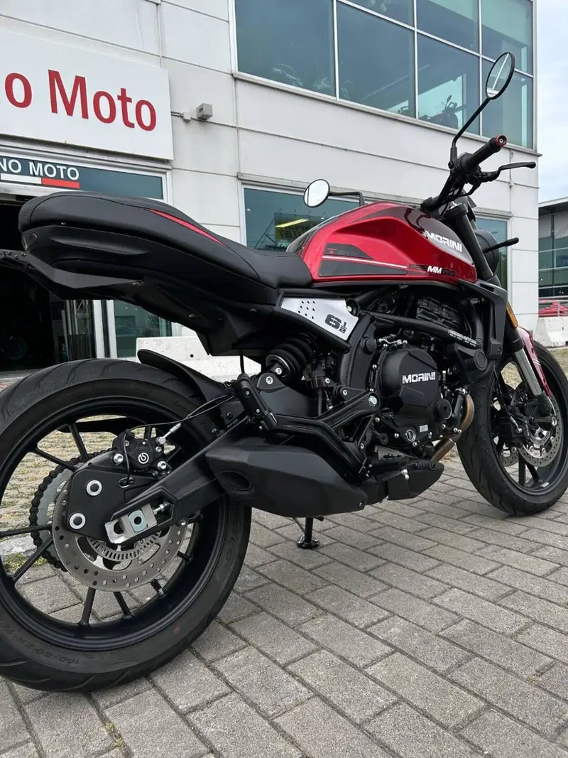 Moto Morini SEIEMMEZZO STR (2022 - 26) (4)