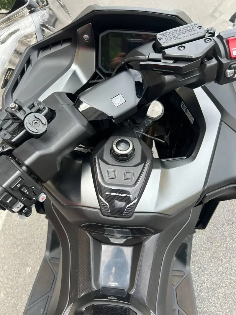 Honda Forza 750 DCT Special Edition (2024) (9)
