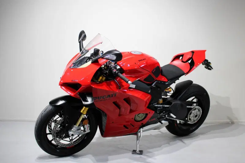 Ducati Panigale V4 S (2022 - 24) (3)