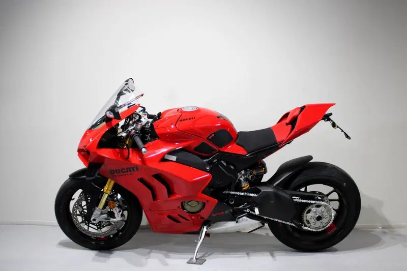 Ducati Panigale V4 S (2022 - 24) (4)