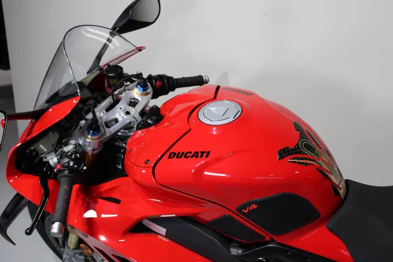 Ducati Panigale V4 S (2022 - 24) (5)