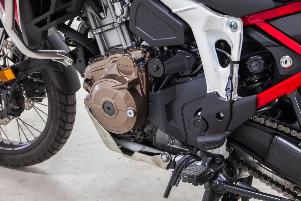 Honda Africa Twin CRF 1100L DCT (2022 - 23) (12)