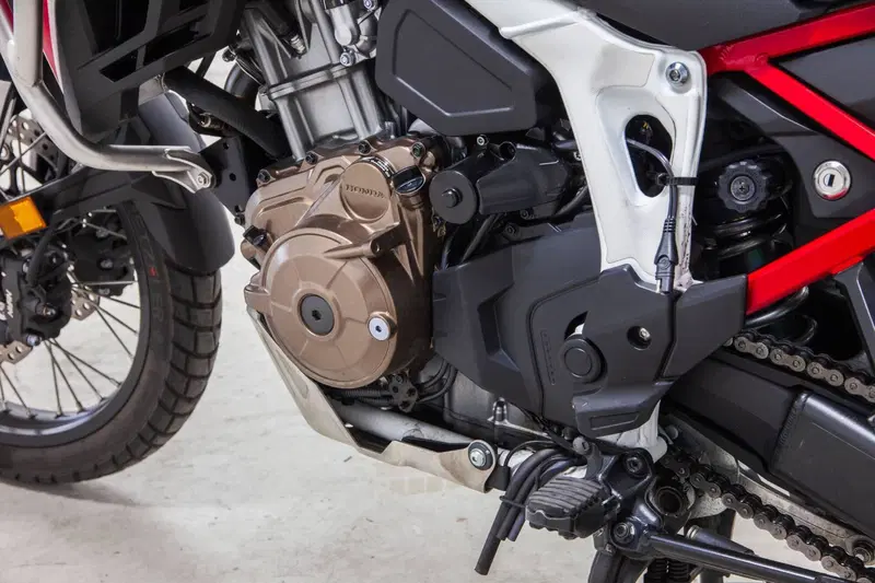 Honda Africa Twin CRF 1100L DCT (2022 - 23) (12)