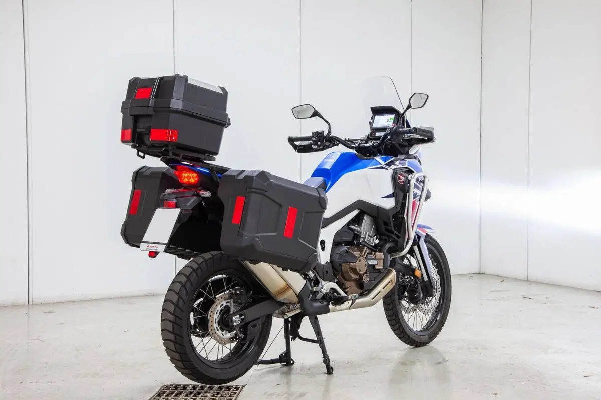 Honda Africa Twin CRF 1100L DCT (2022 - 23) (6)