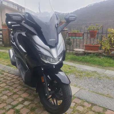 Honda Forza 300 (2019 - 20) usata