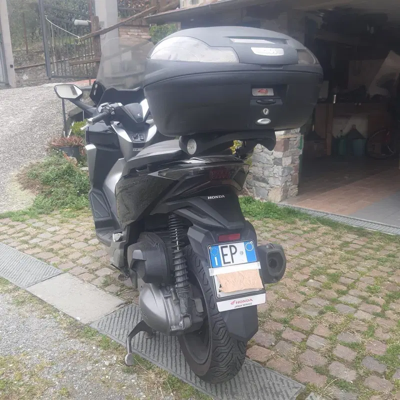 Honda Forza 300 (2019 - 20) (2)