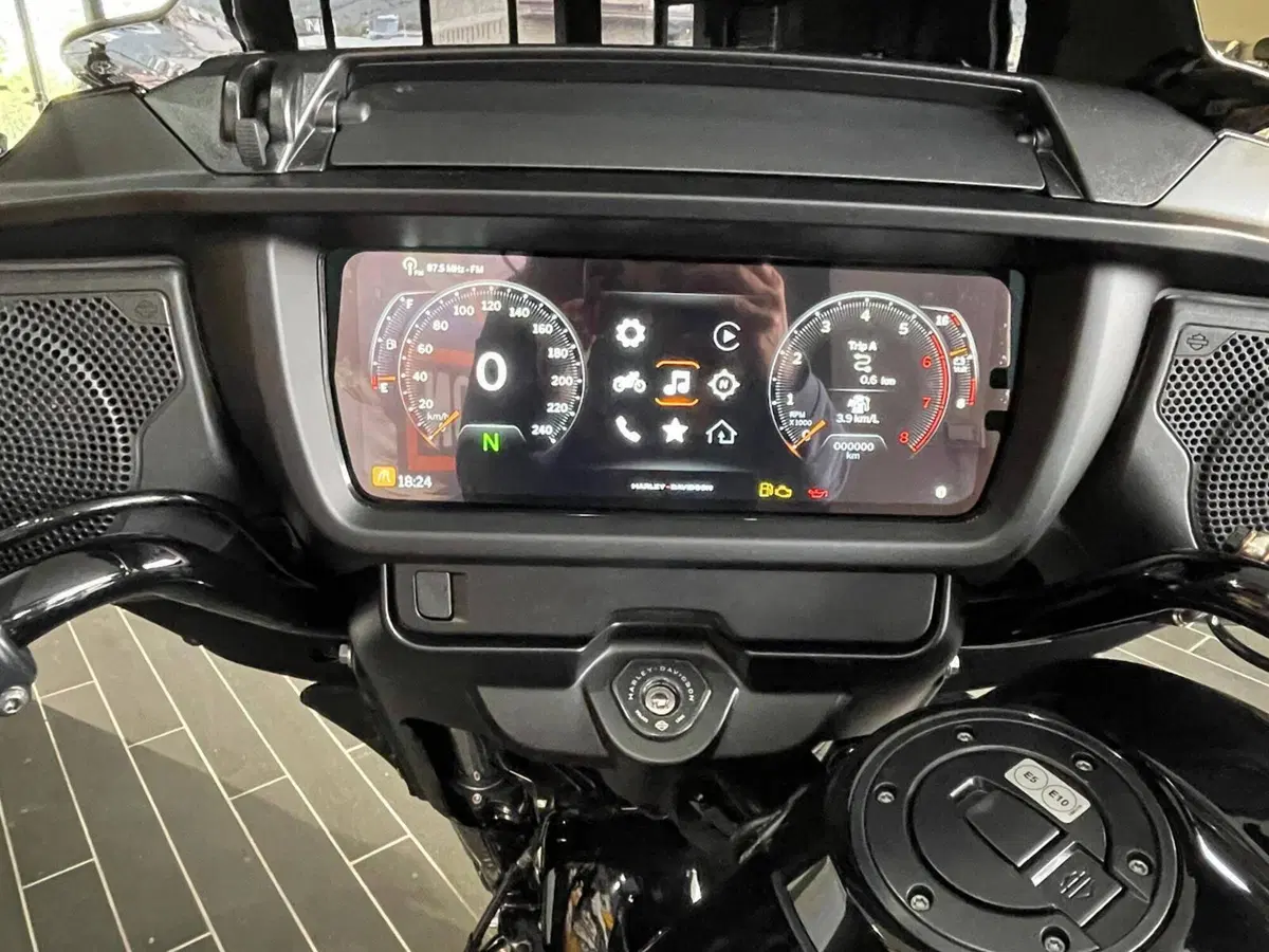 Harley-Davidson Street Glide (2024 - 26) (9)
