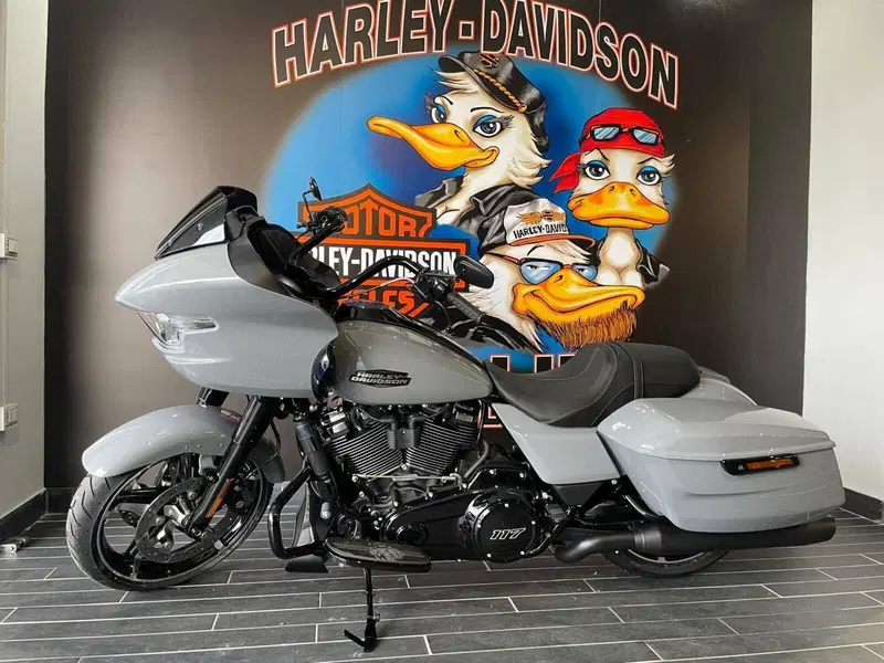 Harley-Davidson Road Glide (2024 - 26) (2)
