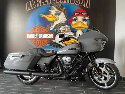 Harley-Davidson Road Glide (2024 - 26) nuova