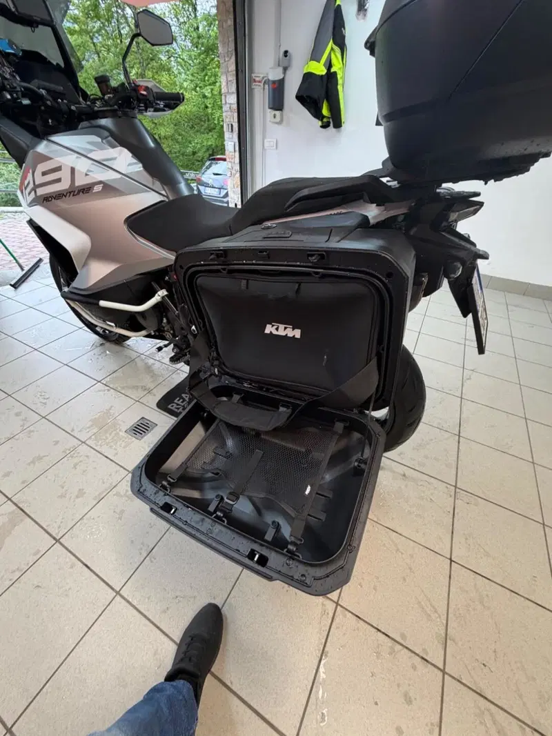 KTM 1290 Super Adventure S (2022 - 25) (4)