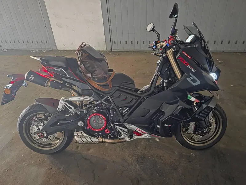 Italjet Moto Dragster 700 Twin Premium (2025 - 26) (2)
