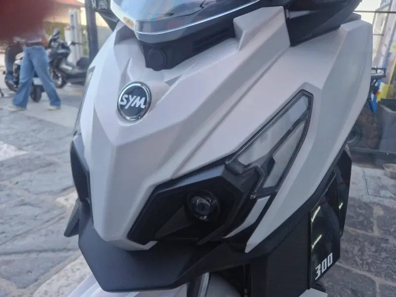 Sym Cruisym 300 E5+ (2025 - 26) (6)
