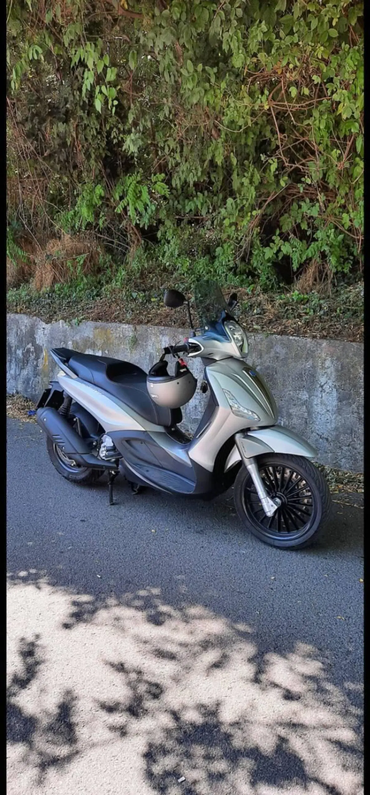 Piaggio Beverly 300 i.e. ABS-ASR (2016 - 20) (2)