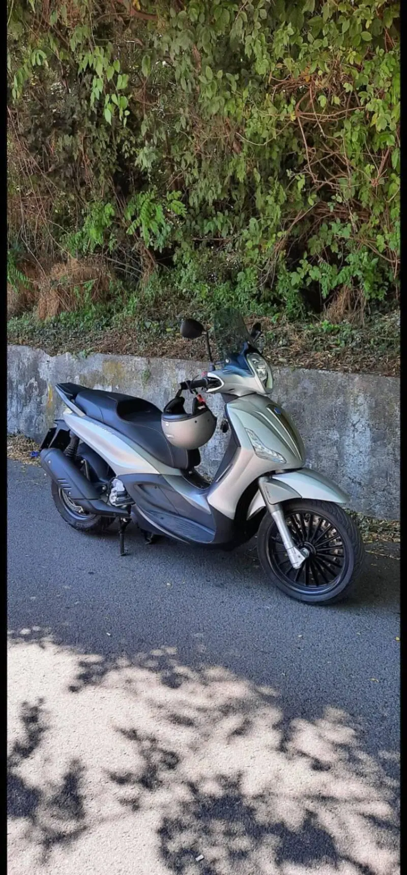 Piaggio Beverly 300 i.e. ABS-ASR (2016 - 20) (2)