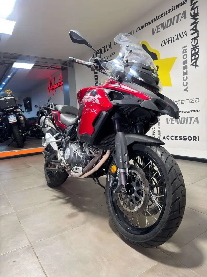 Benelli TRK 502X (2018 - 20) (2)