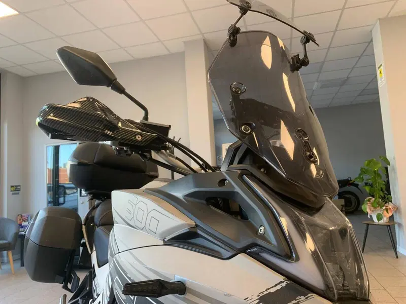 Voge Valico 500DSX (2021 - 24) (10)