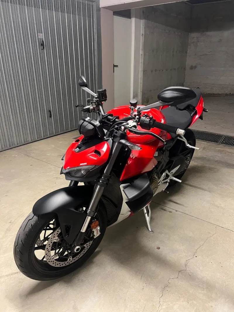 Ducati Streetfighter V4 1100 (2021 - 22) (4)