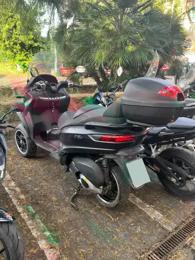 Piaggio Mp3 300 ie Sport LT ABS (2014 - 16) usata