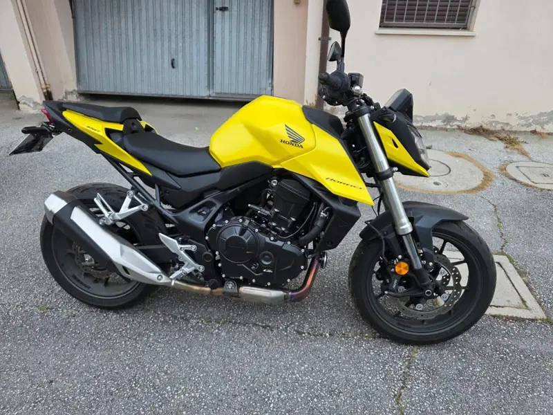 Honda CB 750 Hornet (2023 - 24) (4)