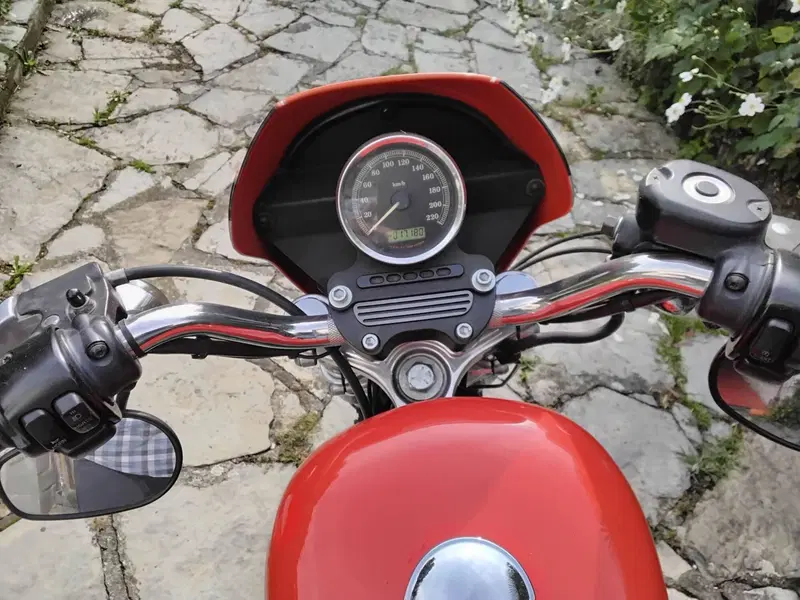 Harley-Davidson 883 R (2008 - 16) - XL 883R (3)