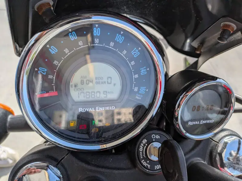 Royal Enfield Meteor 350 (2021 - 26) (5)