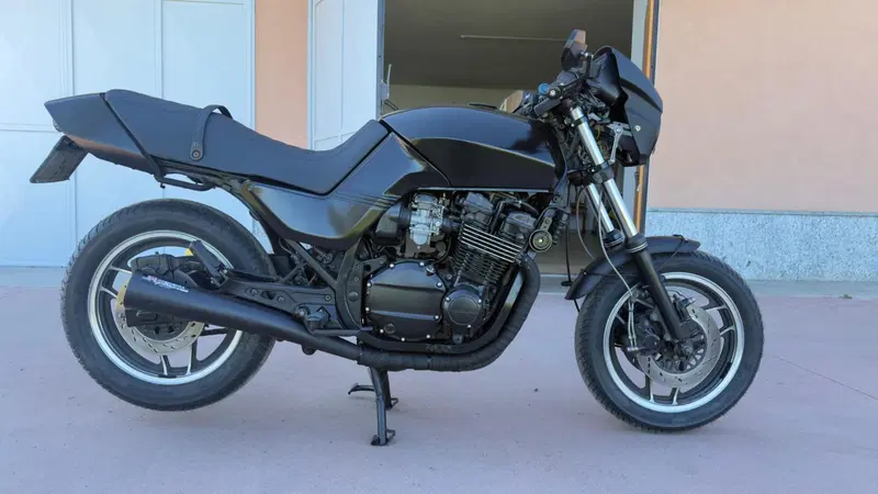 Suzuki GSX 750 S-ES (1982 - 85) (5)