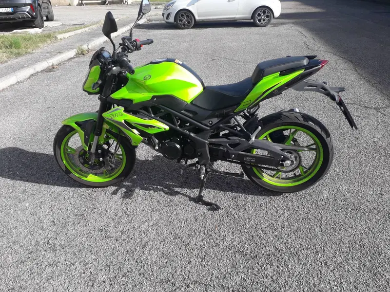 Benelli BN 125 (2021 - 25) (5)