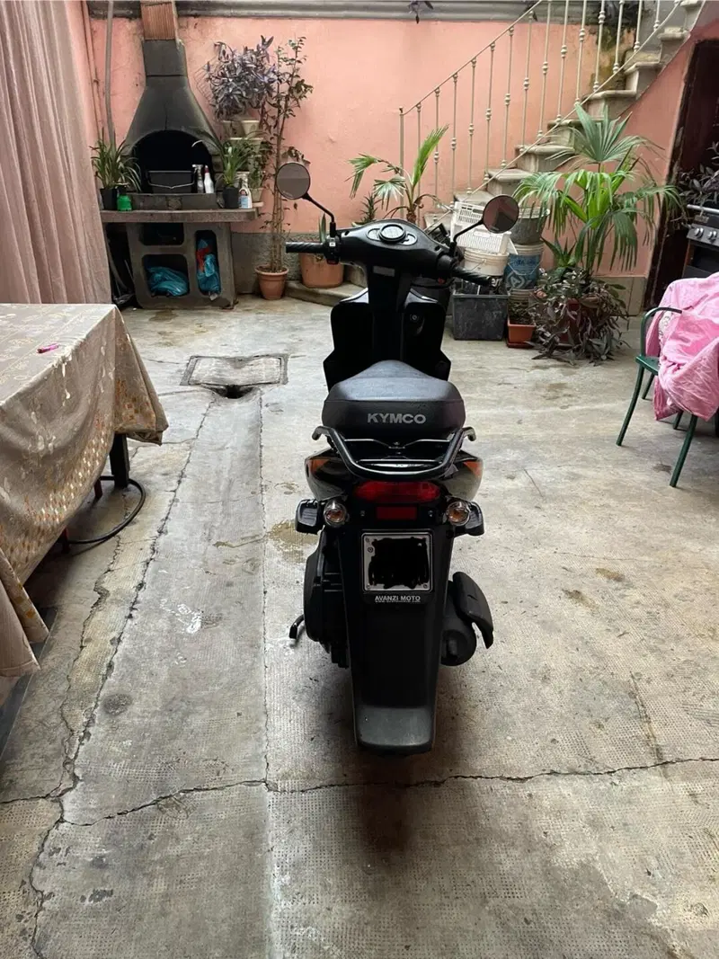 Kymco Agility 50 R12 (2021 - 25) (3)