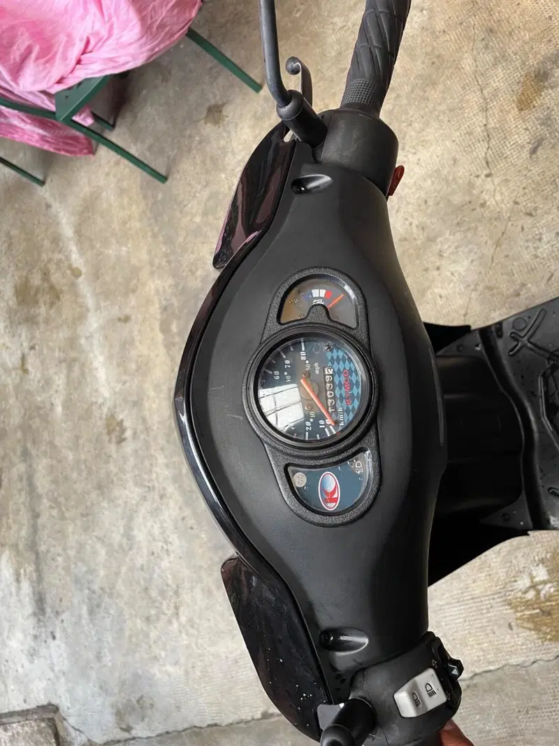 Kymco Agility 50 R12 (2021 - 25) (8)