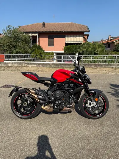 MV Agusta Brutale 800 Rosso (2021 - 23) usata